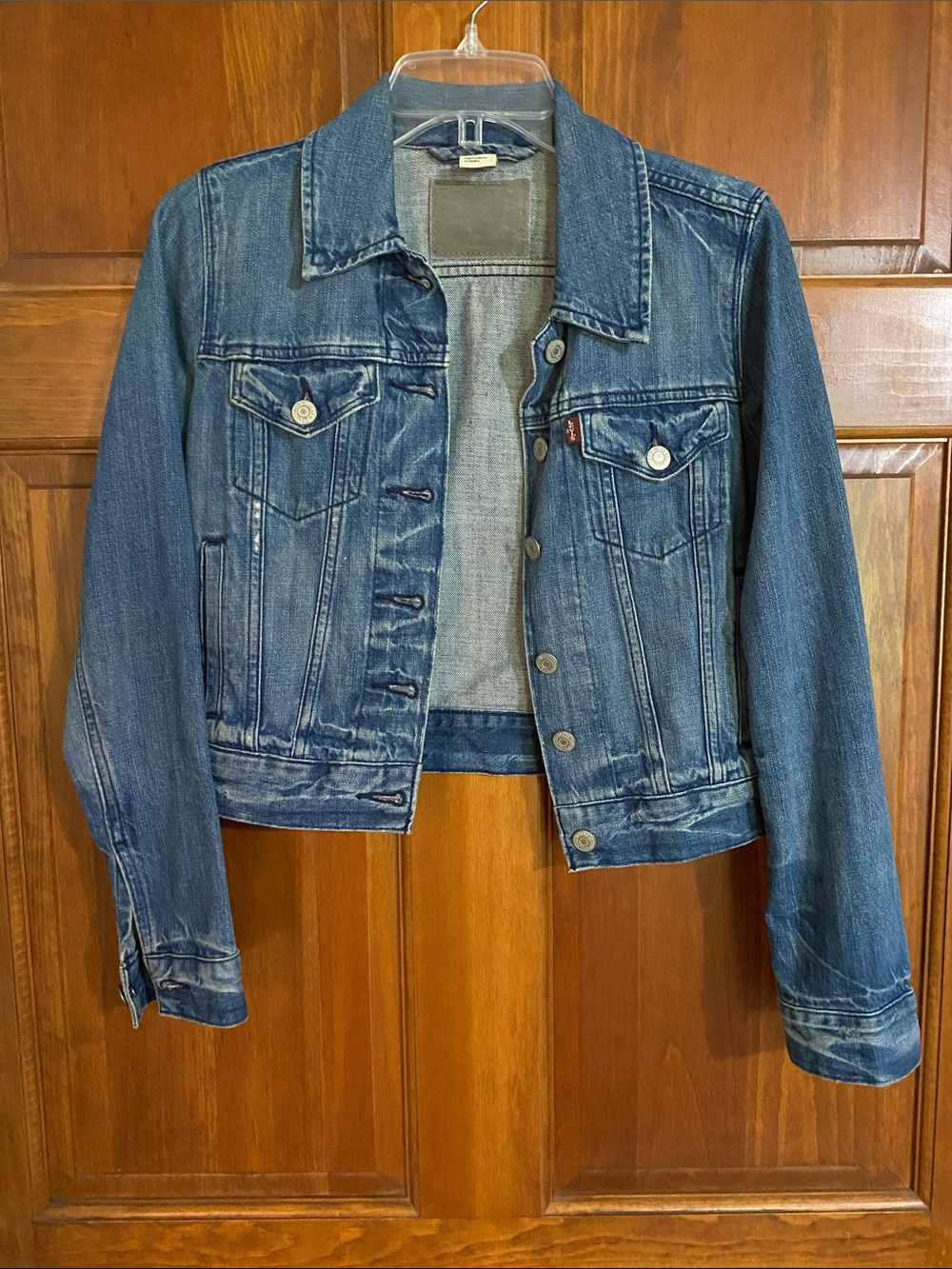 Levi's Women's Medium Blue Denim Trucker Jacket